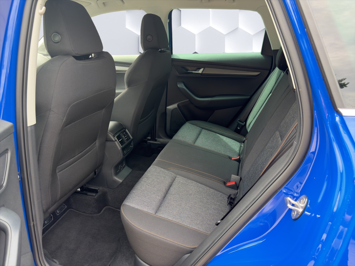Karoq Ambition 1.0 TSI 81kW AHZV LED PDC Sitzheizung