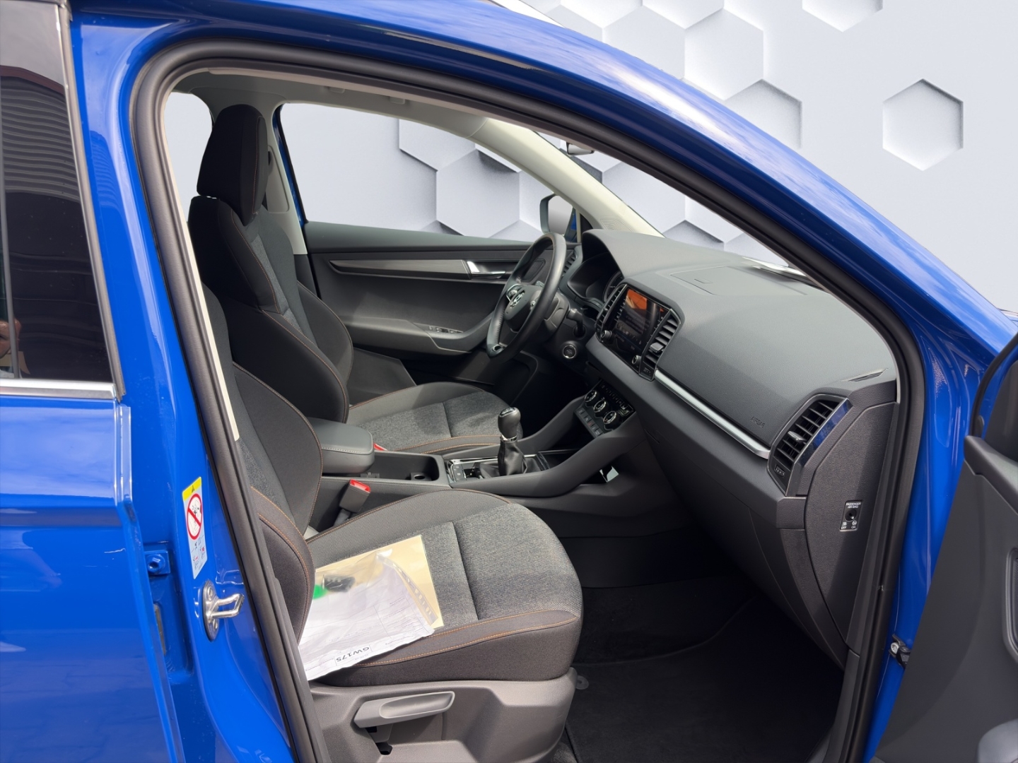 Karoq Ambition 1.0 TSI 81kW AHZV LED PDC Sitzheizung