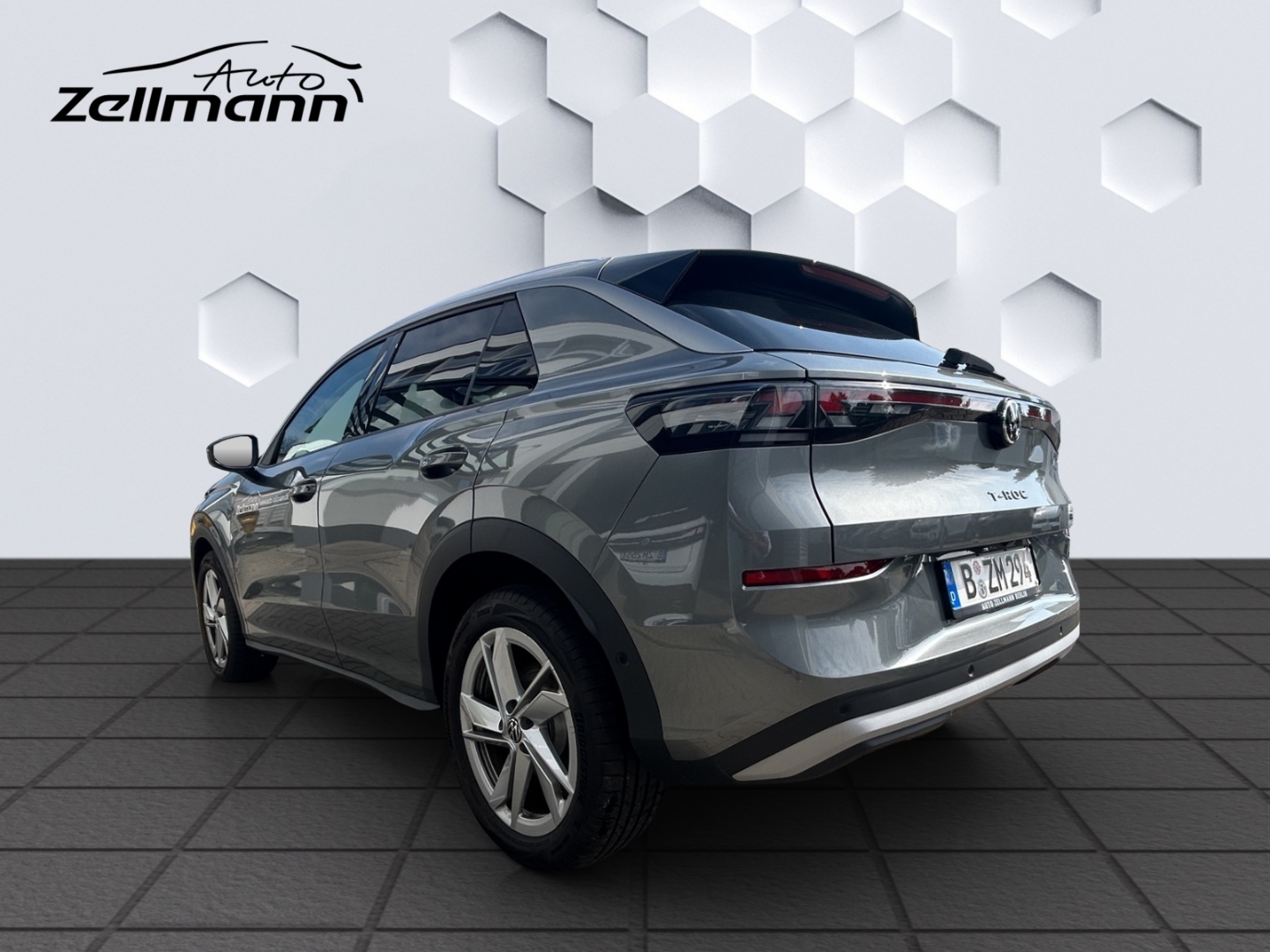 T-Roc Style 1.5l eTSI DSG W+S Reifen Navi Panorama