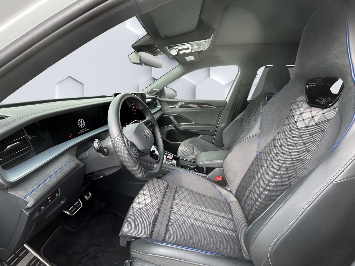 Tayron R-Line 2.0l TDI 4MOTION DSG AhK W+S Reifen