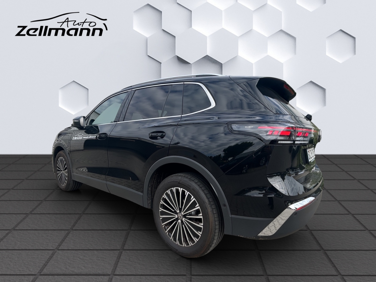 Tiguan 1.5 TSI 150 kW Elegance EL 1.5l eHybrid DSG AhK W+S Reifen IQ.Drive