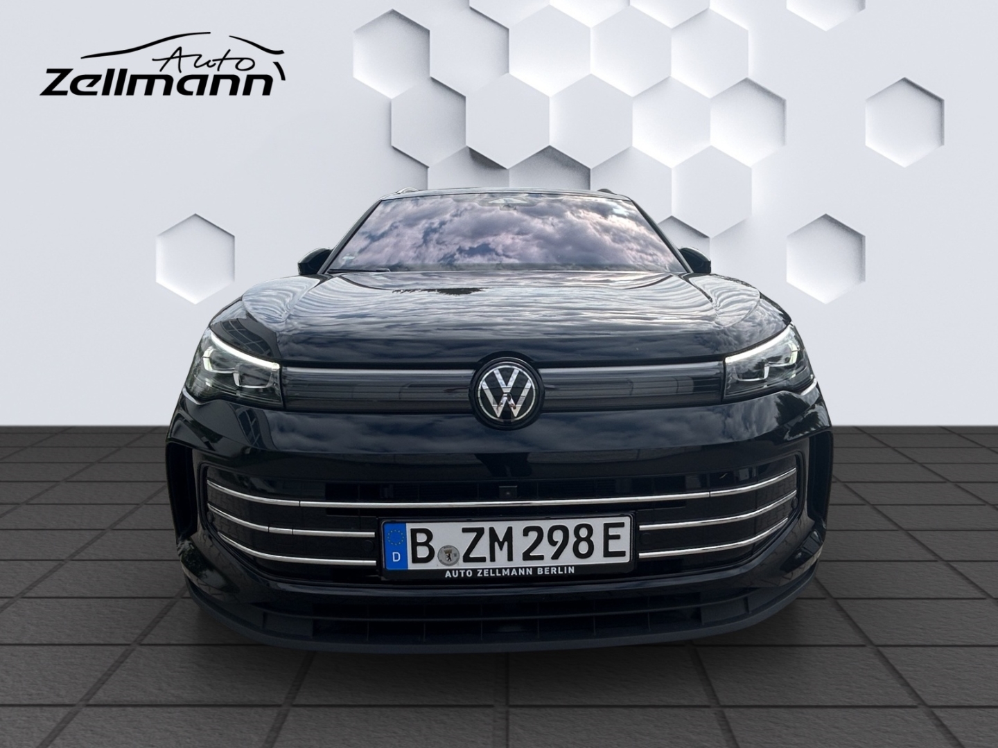 Tiguan 1.5 TSI 150 kW Elegance EL 1.5l eHybrid DSG AhK W+S Reifen IQ.Drive