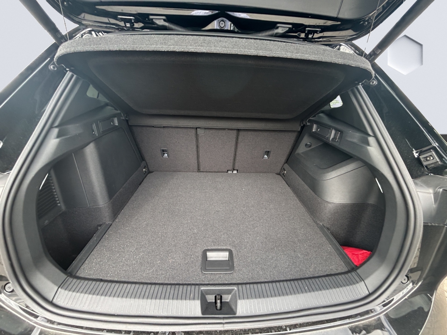 Tiguan 1.5 TSI 150 kW Elegance EL 1.5l eHybrid DSG AhK W+S Reifen IQ.Drive