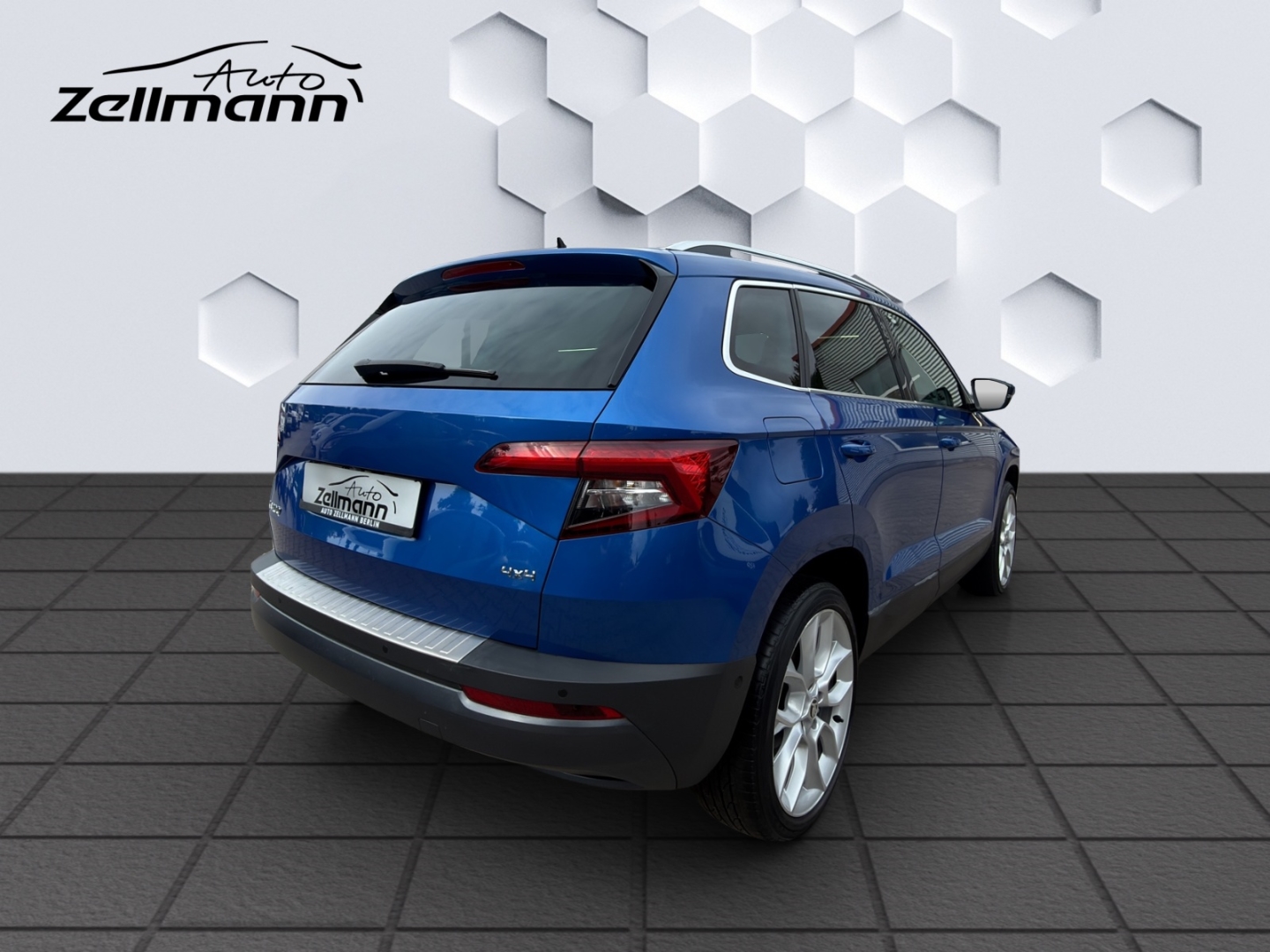 Karoq Style 2.0TDI 110kW DSG 4x4 AHZV LED ACC Rückfahrkamera ParkAssist