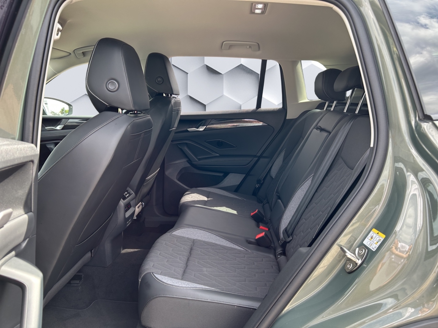 Tiguan 2.0 TDI GOAL 110kW DSG AHZV LED GJR ACC ParkAssist Sitzheizung