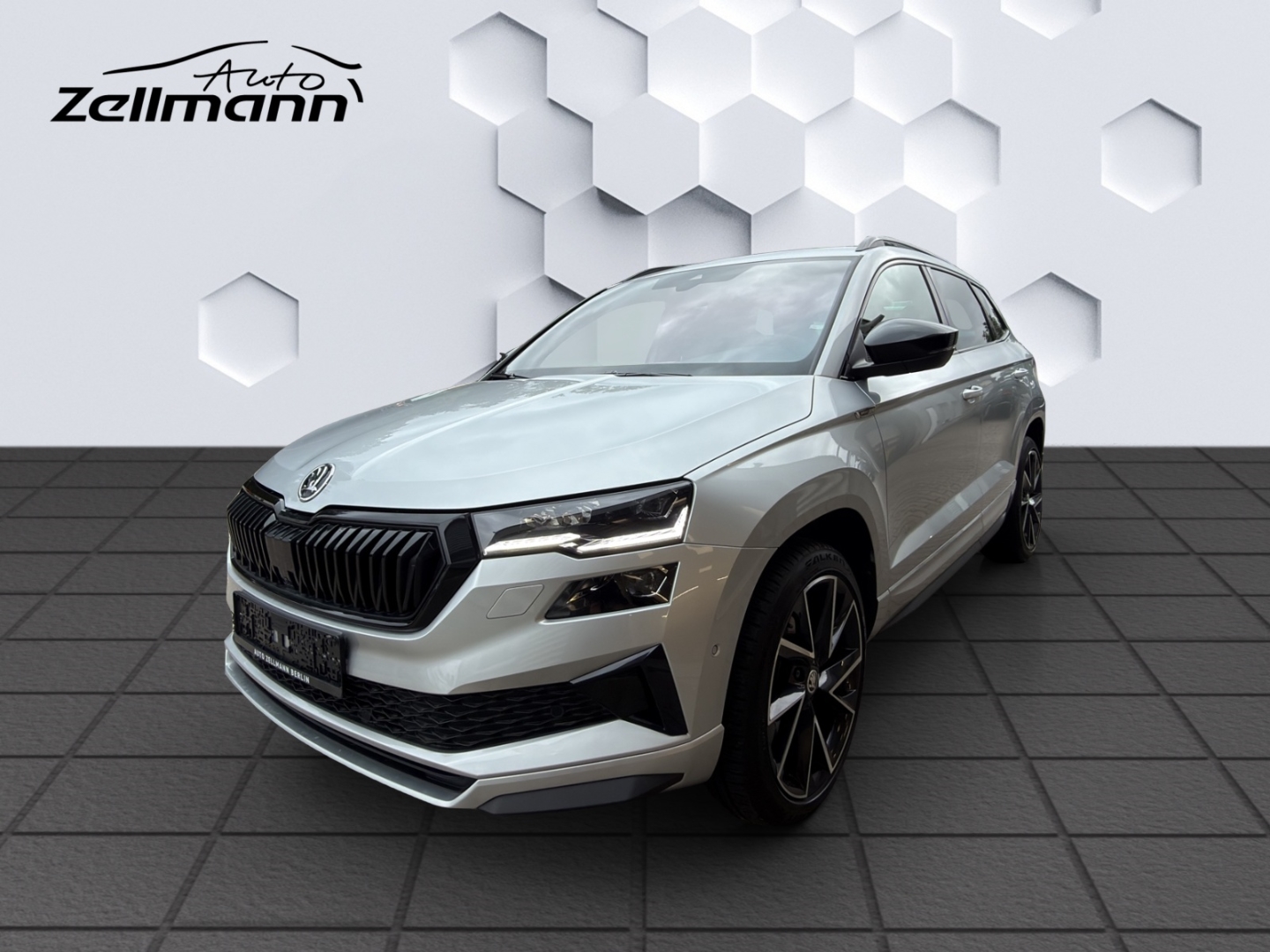 Karoq Sportline 2.0TSI 140kW 4x4 DSG MatrixLED AHZV ACC...