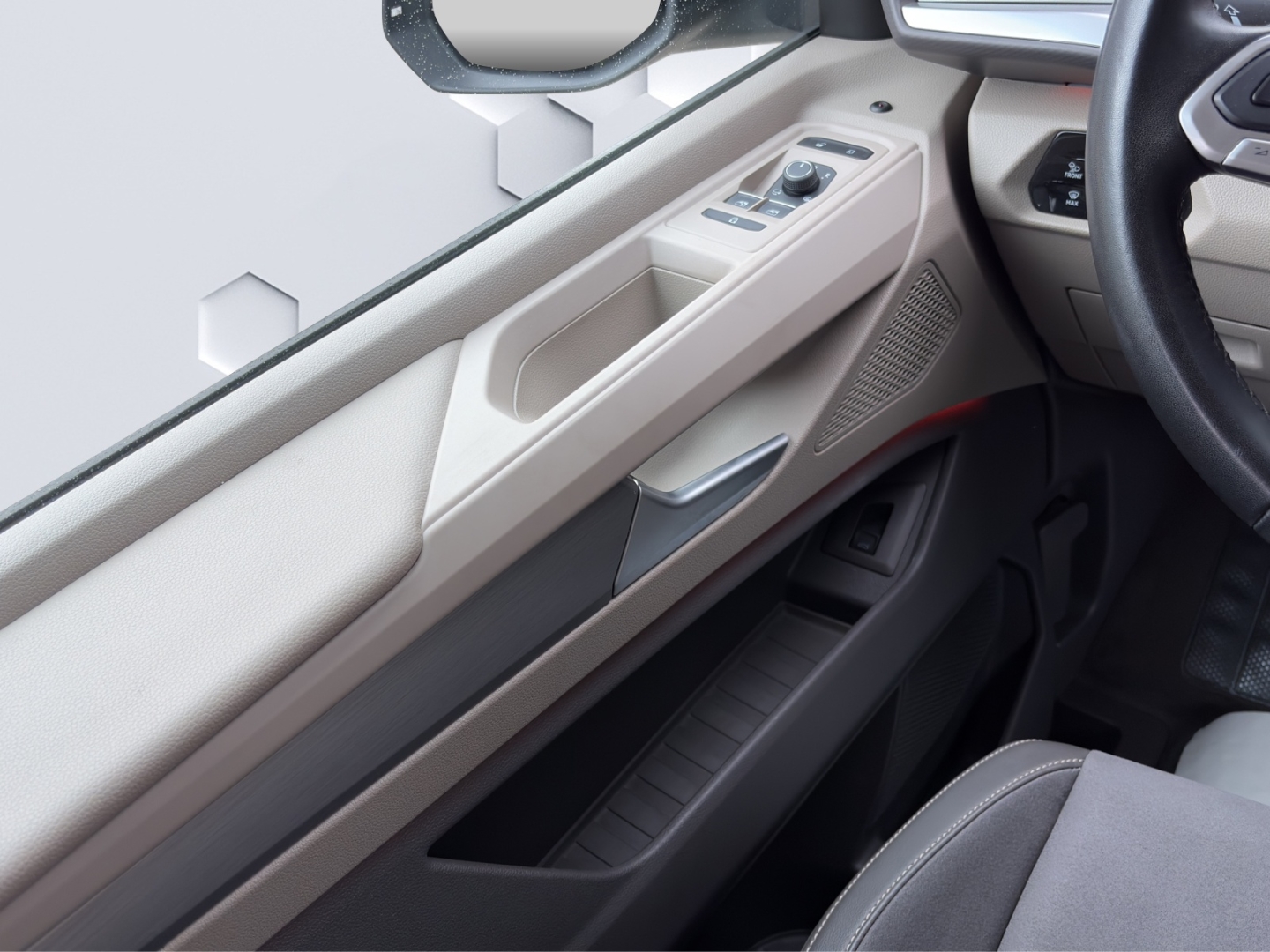 T7 Multivan LÜ Life 2.0 TDI 110kW AHZV MatrixLED ACC DCC ParkAssist 360°Kamera  Standheizung 7-Sitzer