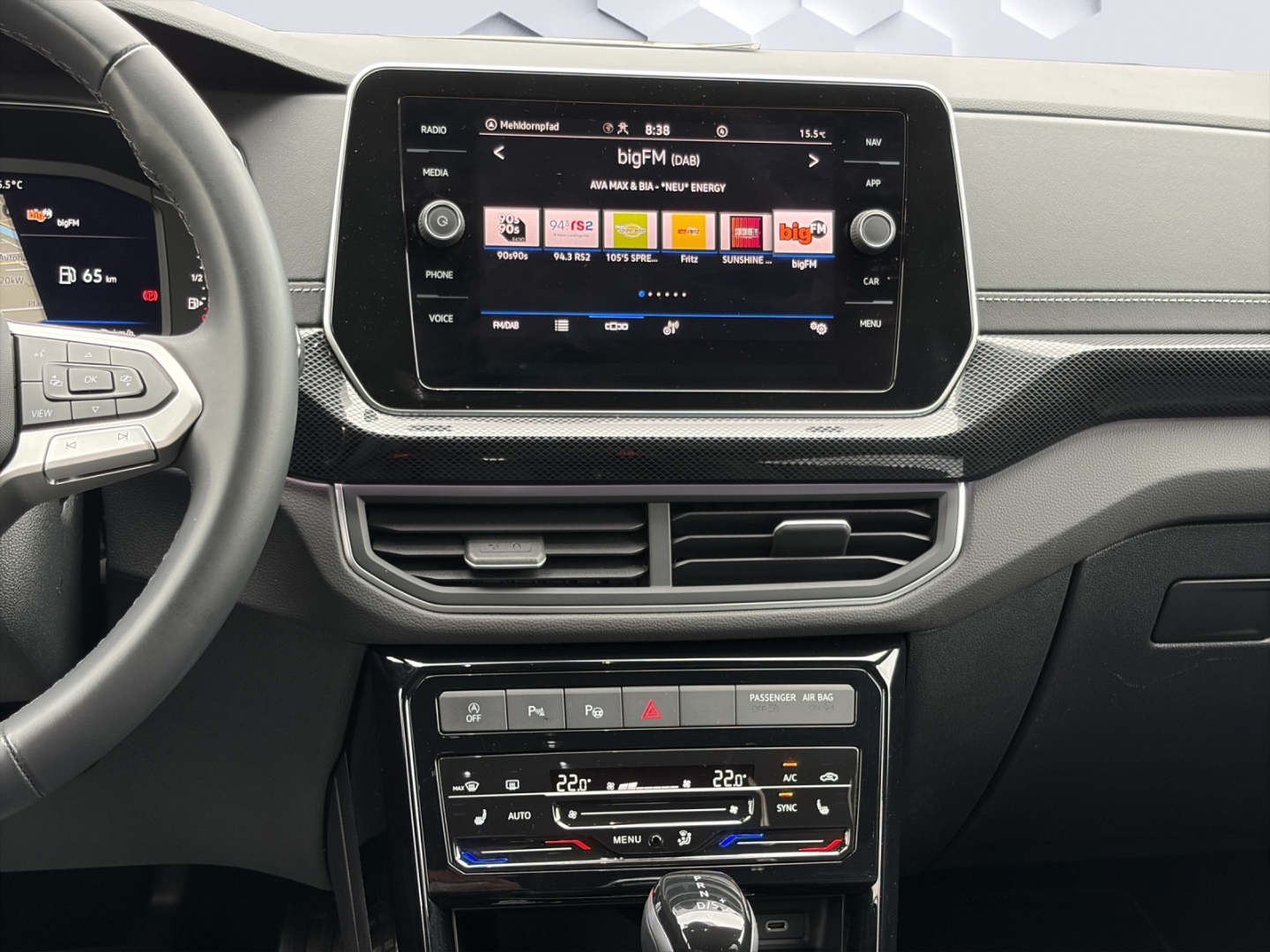 T-Cross R-Line 1.5TSI 110kW DSG MatrixLED ACC Rückfahrkamera ParkAssist Sitzheizung