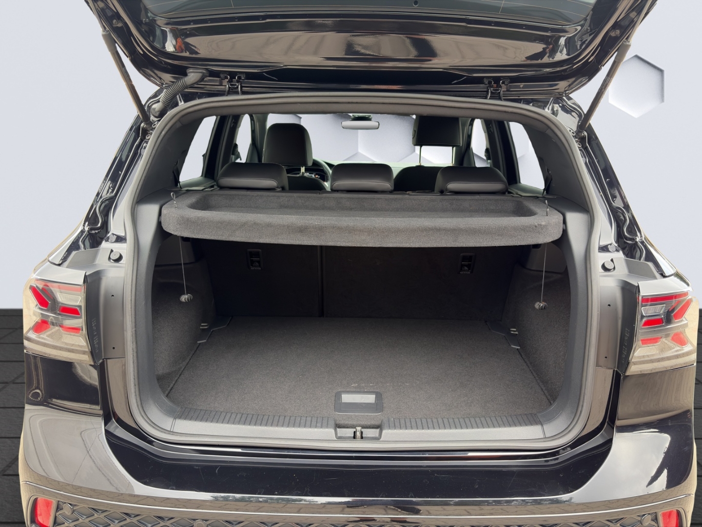 T-Cross R-Line 1.5TSI 110kW DSG MatrixLED ACC Rückfahrkamera ParkAssist Sitzheizung