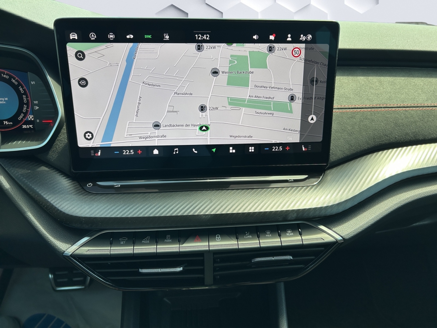 Octavia Combi RS 2.0TSI 195kW DSG MatrixLED AHZV HuD PanoDach 360° Kamera Standheizung