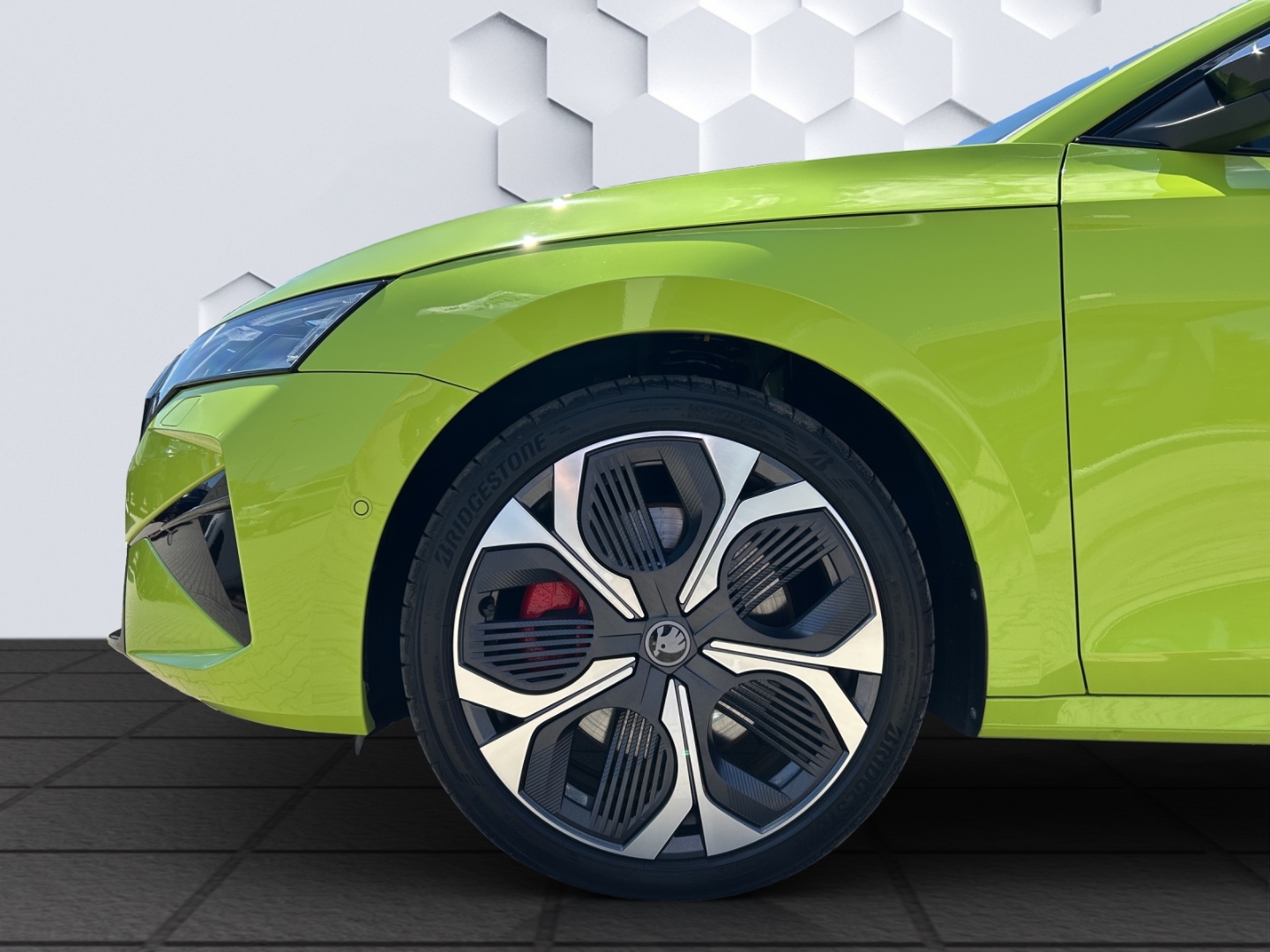 Octavia Combi RS 2.0TSI 195kW DSG MatrixLED AHZV HuD PanoDach 360° Kamera Standheizung