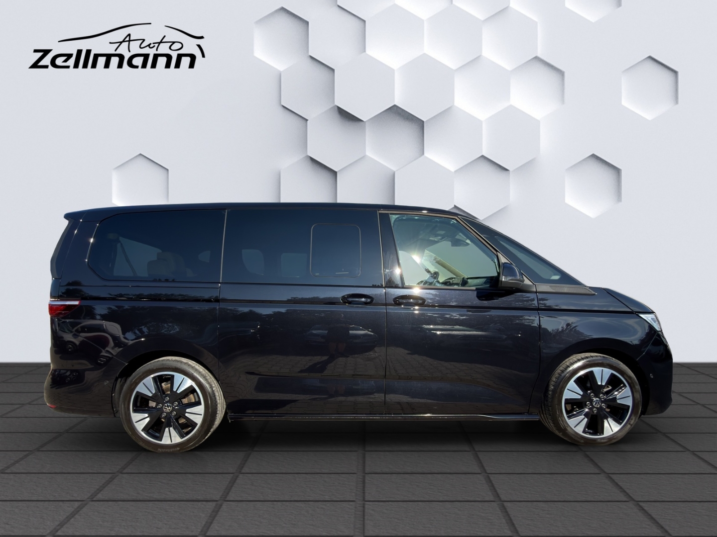 T7 Multivan lang LR Life 2.0 TDI 110kW DSG AHZV MatrixLED ACC DCC ParkAssist 360°Kamera Sitzheizung Standheizung 7-Sitzer
