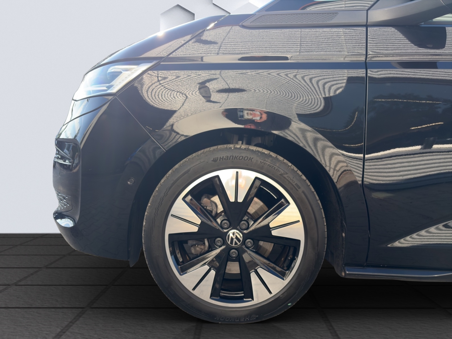 T7 Multivan lang LR Life 2.0 TDI 110kW DSG AHZV MatrixLED ACC DCC ParkAssist 360°Kamera Sitzheizung Standheizung 7-Sitzer