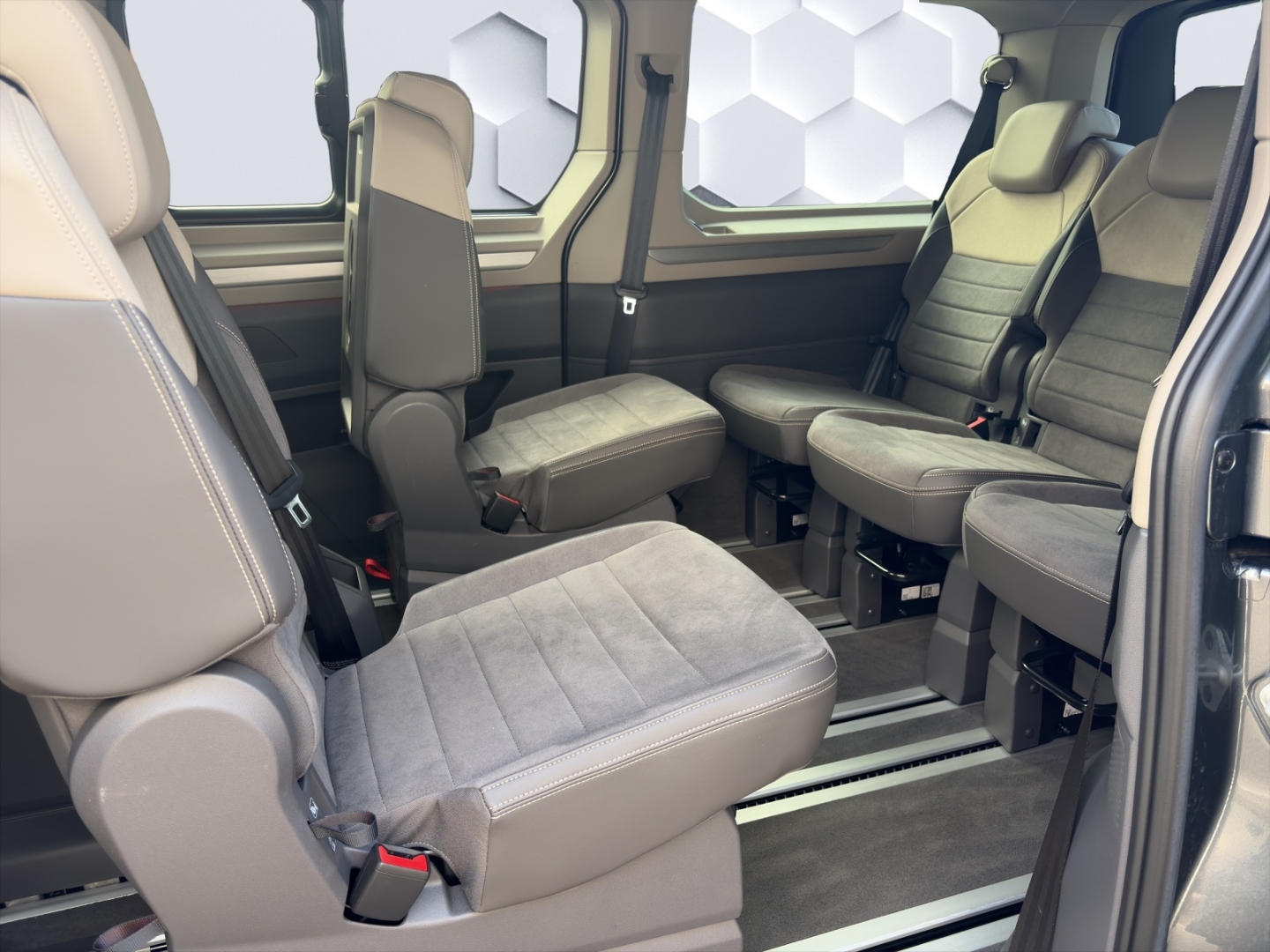 T7 Multivan LÜ Life 2.0 TDI AHZV MatrixLED ACC DCC ParkAssist 360°Kamera Standheizung 7-Sitzer