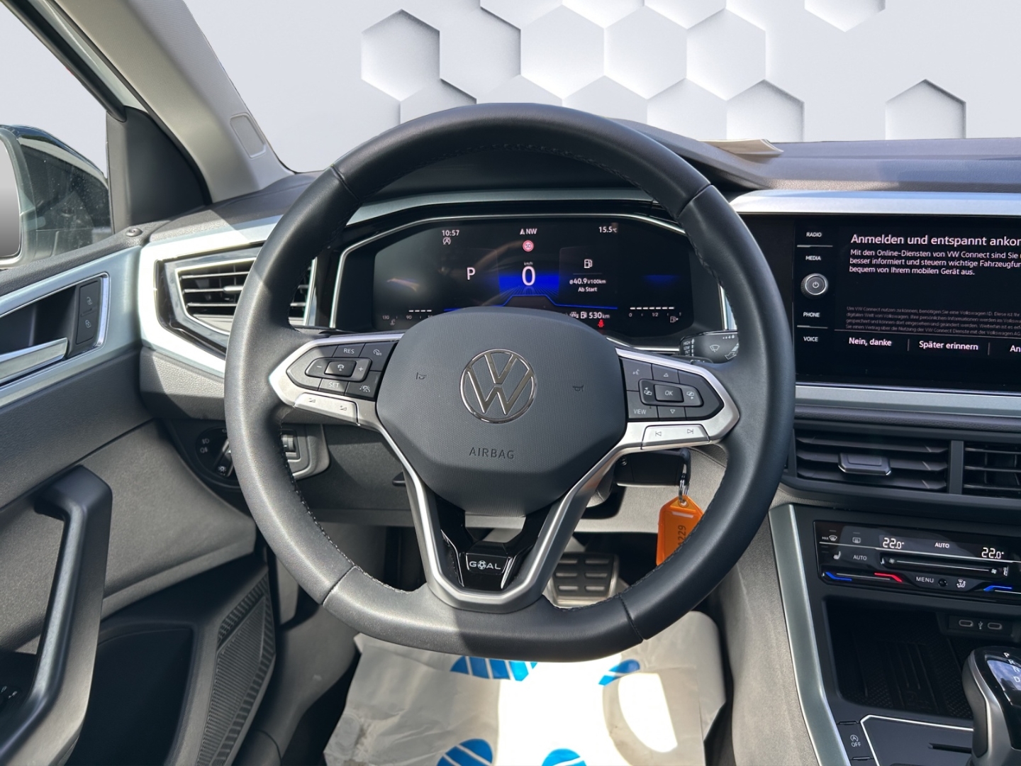 Polo VI GOAL 1.0TSI 85kW DSG AHZV LED GJR ACC Rückfahrkamera Sitzheizung
