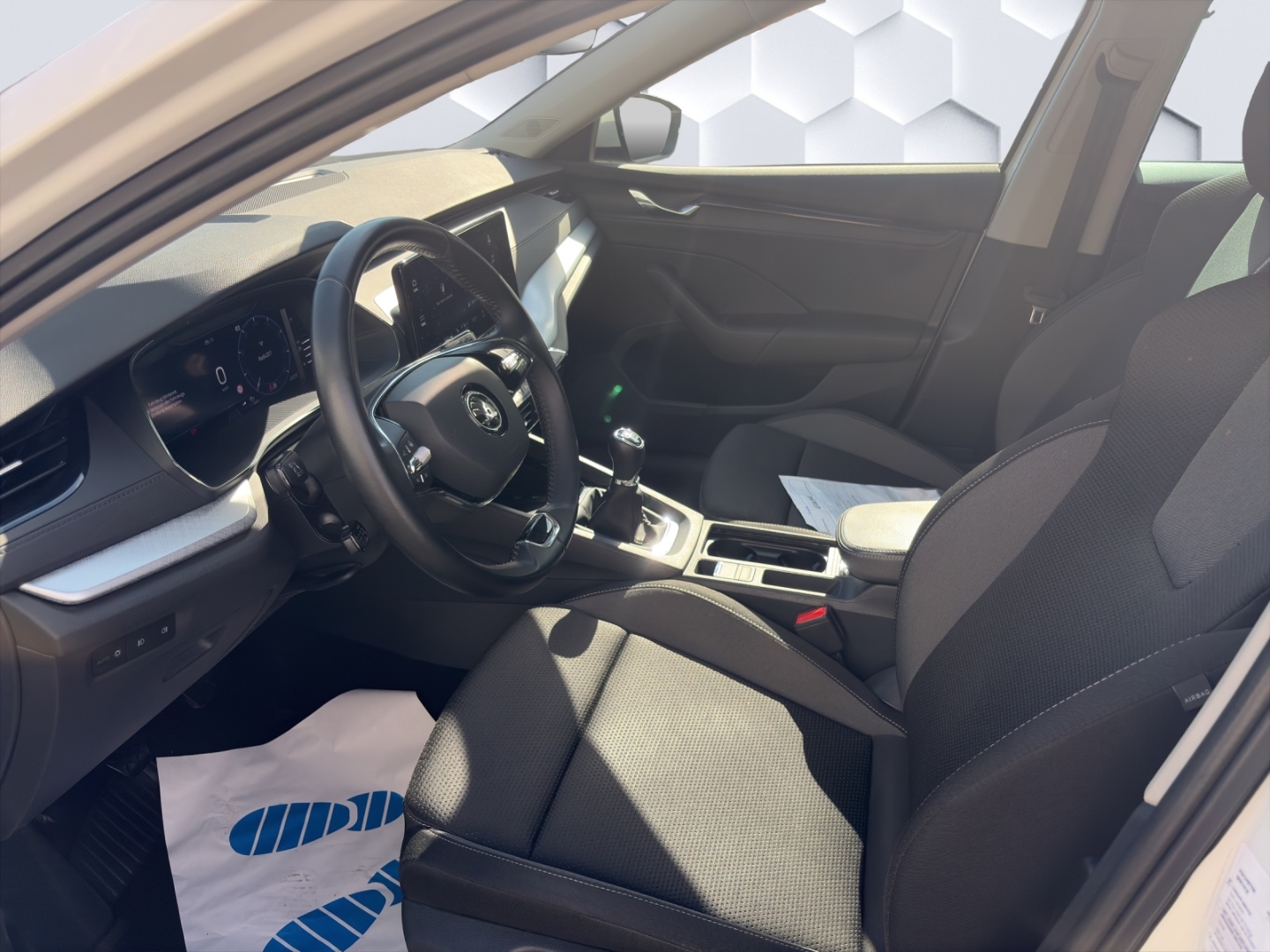 Octavia Combi Ambition 2.0TDI SG AHZV LED ACC Sitzheizung