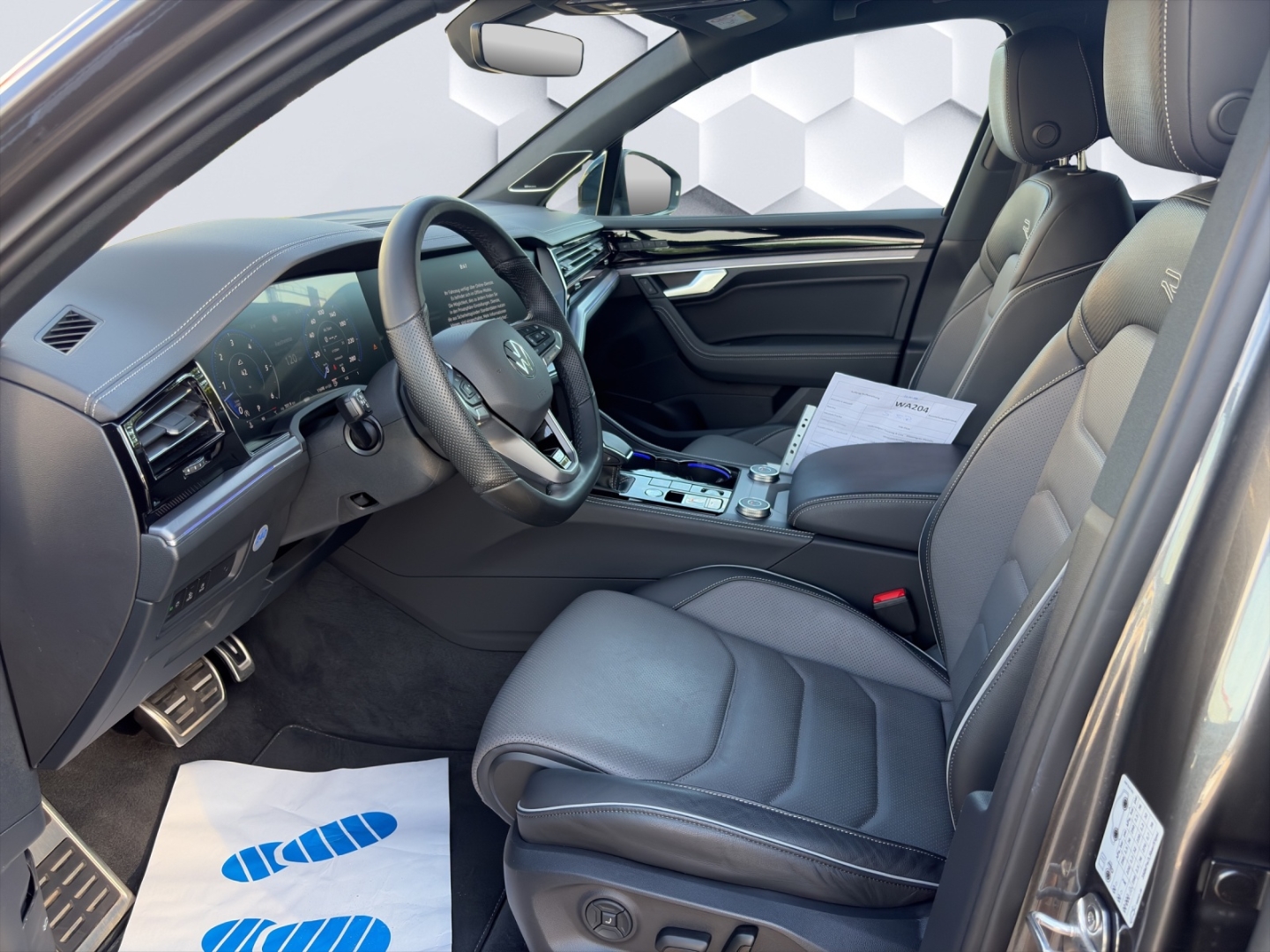 Touareg R-Line 3.0TDI AHZV MatrixLED HuD ACC Standheizung Rückfahrkamera Sitzheizung