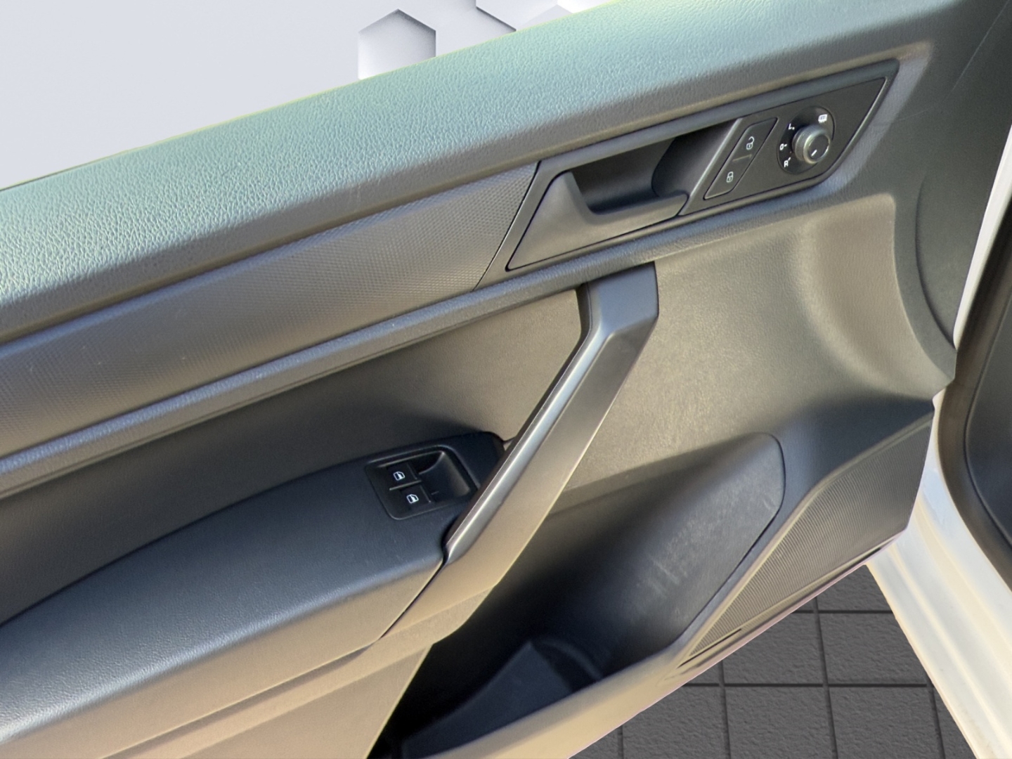 Caddy Kasten 2.0TDI 75kW Trendline PDC Sitzheizung Standheizung Klima