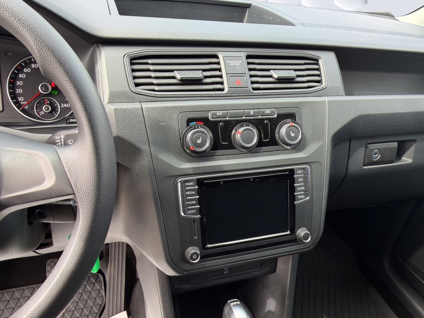 Caddy Kasten 1.4 TSI 96kW LED PDC Sitzheizung Standheizung Klima