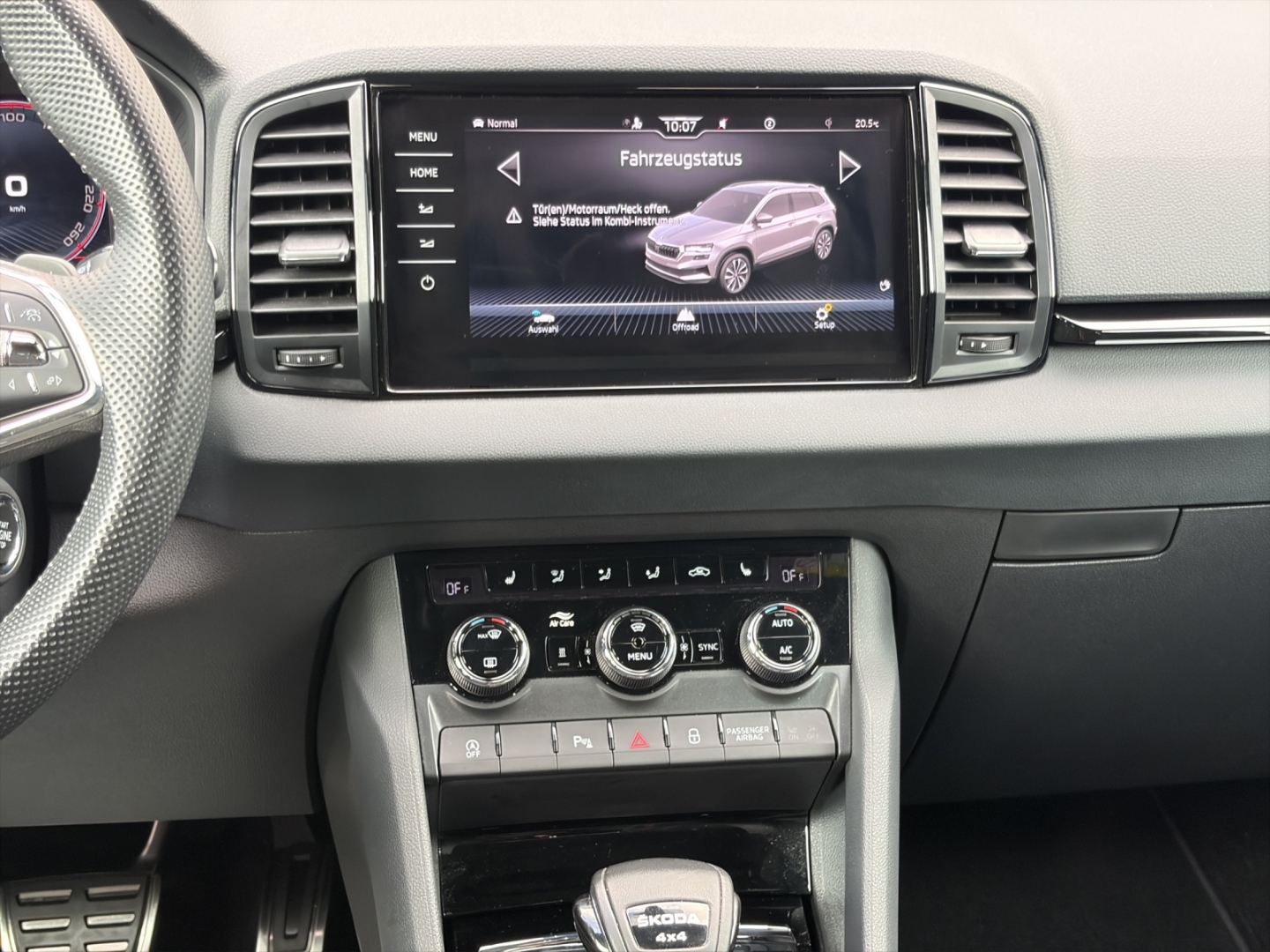Karoq Sportline 2.0TSI 140kW DSG 4x4 AHZV MatrixLED ACC Rückfahrkamera Sitzheizung Standheizung