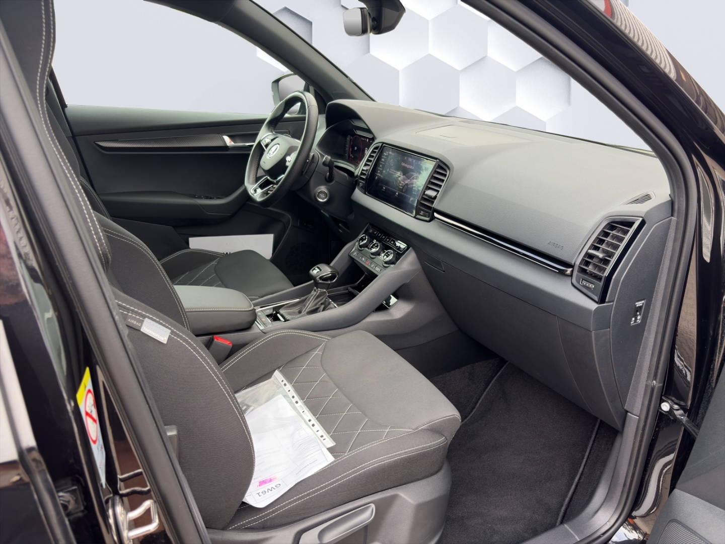 Karoq Sportline 2.0TSI 140kW DSG 4x4 AHZV MatrixLED ACC Rückfahrkamera Sitzheizung Standheizung