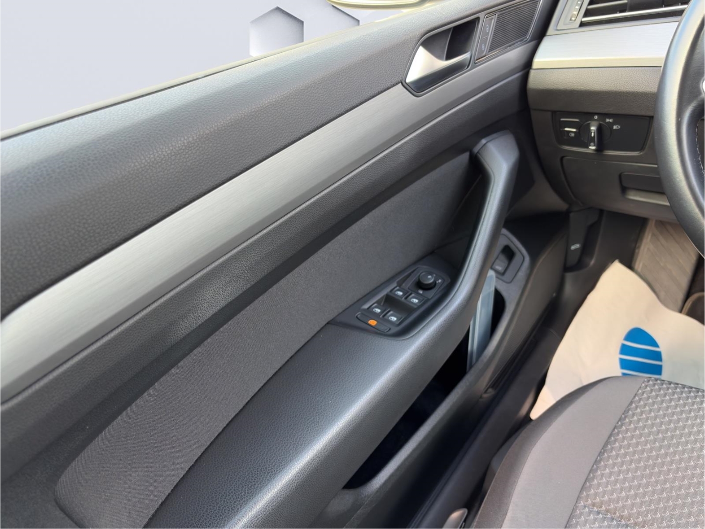 Passat Variant Conceptline 2.0TDI 90kW DSG LED PDC Rückfahrkamera Sitzheizung