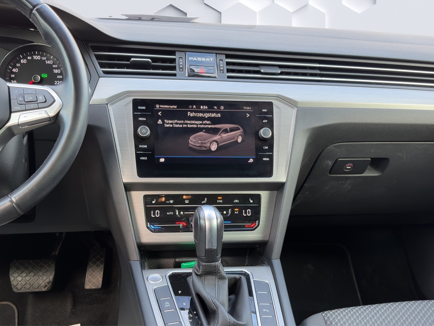Passat Variant Conceptline 2.0TDI 90kW DSG LED PDC Rückfahrkamera Sitzheizung