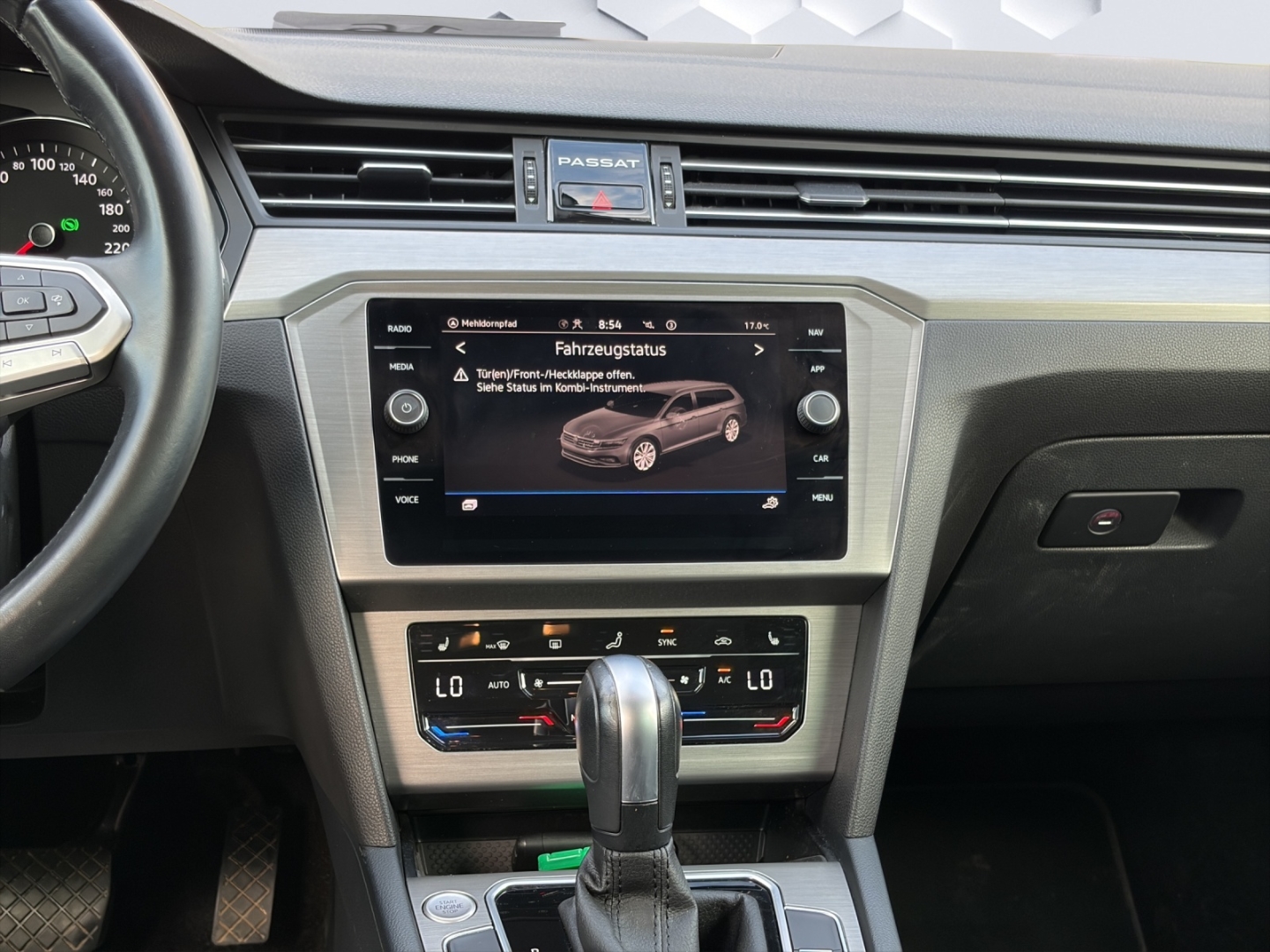 Passat Variant Conceptline 2.0TDI 90kW DSG LED PDC Rückfahrkamera Sitzheizung