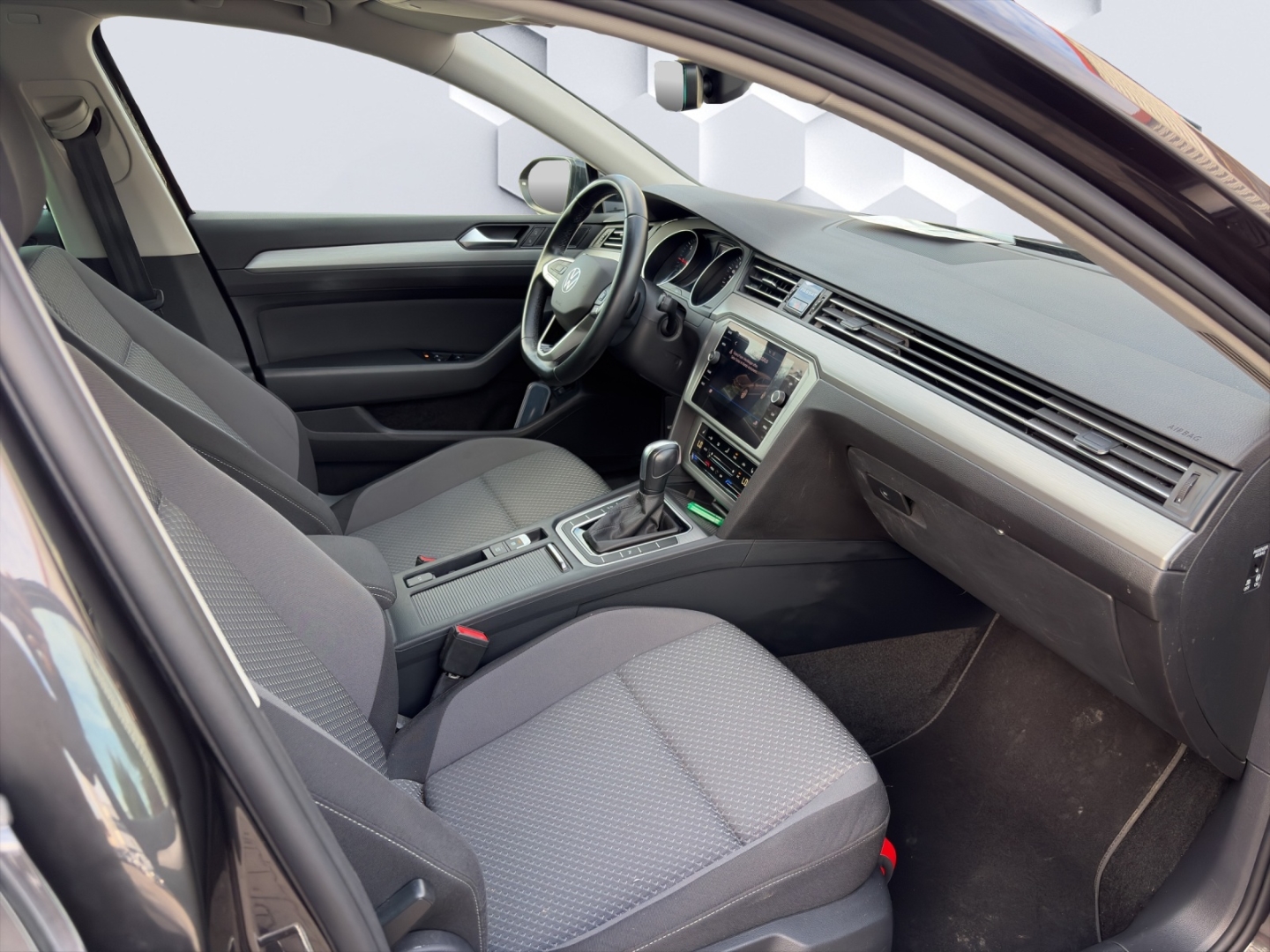 Passat Variant Conceptline 2.0TDI 90kW DSG LED PDC Rückfahrkamera Sitzheizung