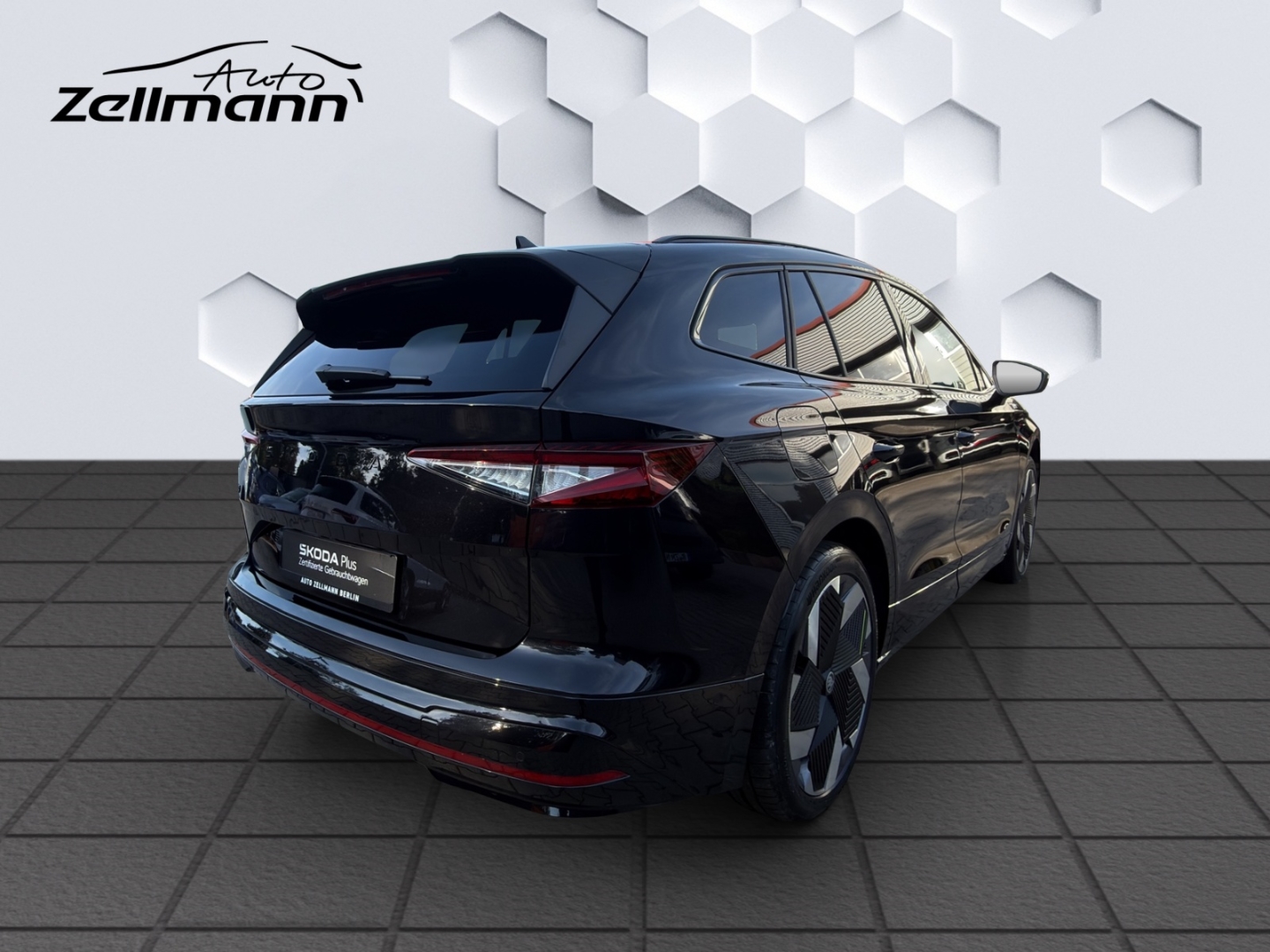 Enyaq RS 250kW 4x4 AHZV MatrixLED HuD PanoDach DCC 360°Kamera ParkAssist Sitzheizung