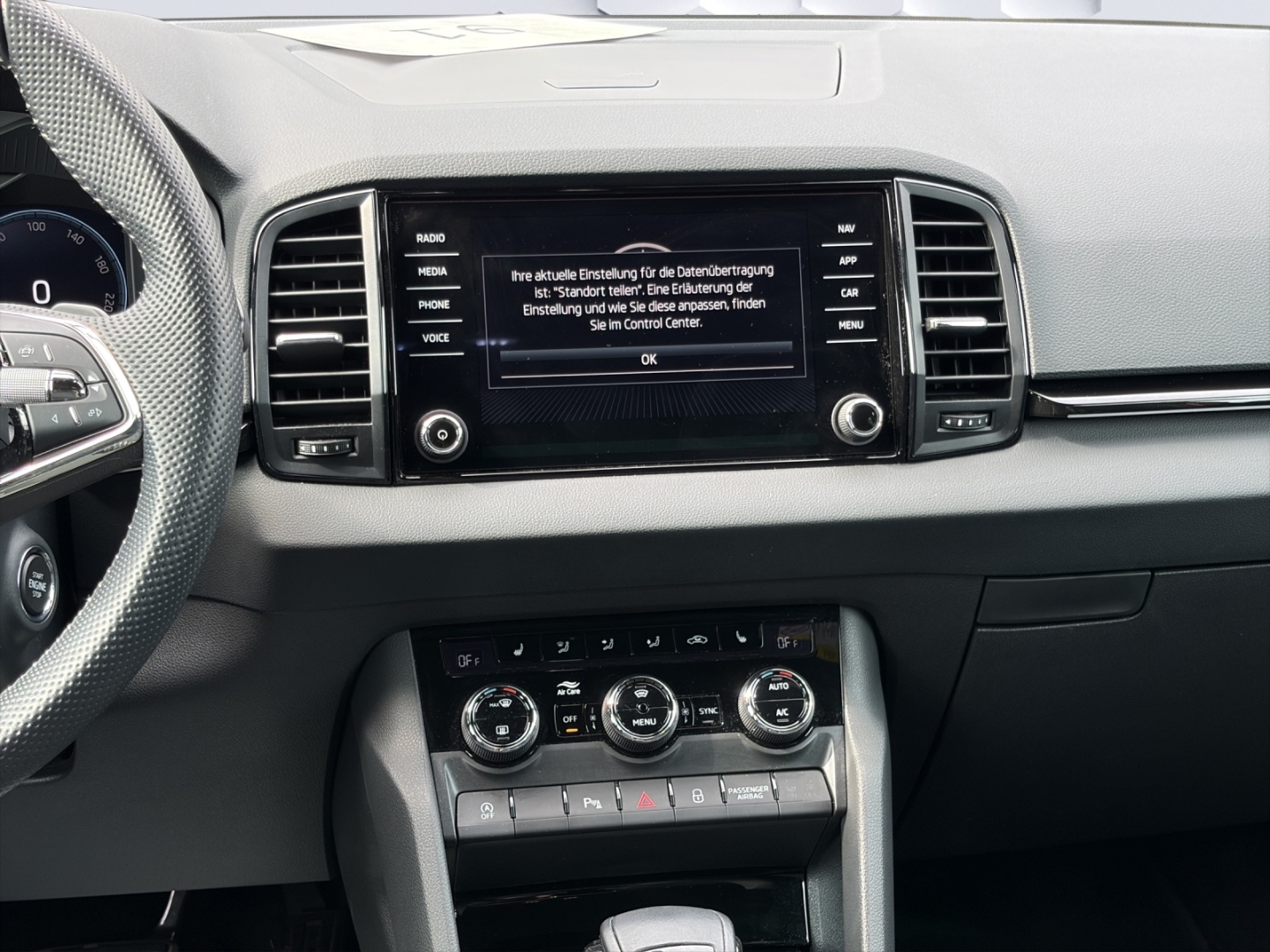 Karoq Sportline 1.5TSI 110kW DSG MatrixLED DCC Rückfahrkamera Sitzheizung