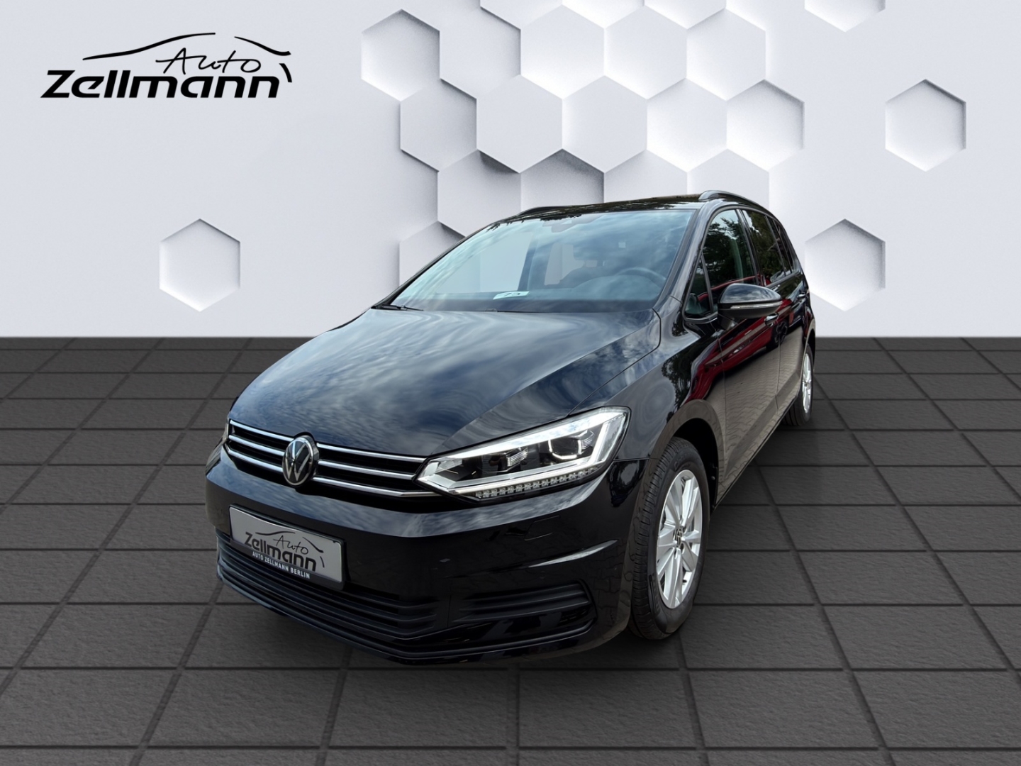 Touran Comfortline 2.0TDI 110kW DSG AHZV LED ACC R&uuml;ckf...