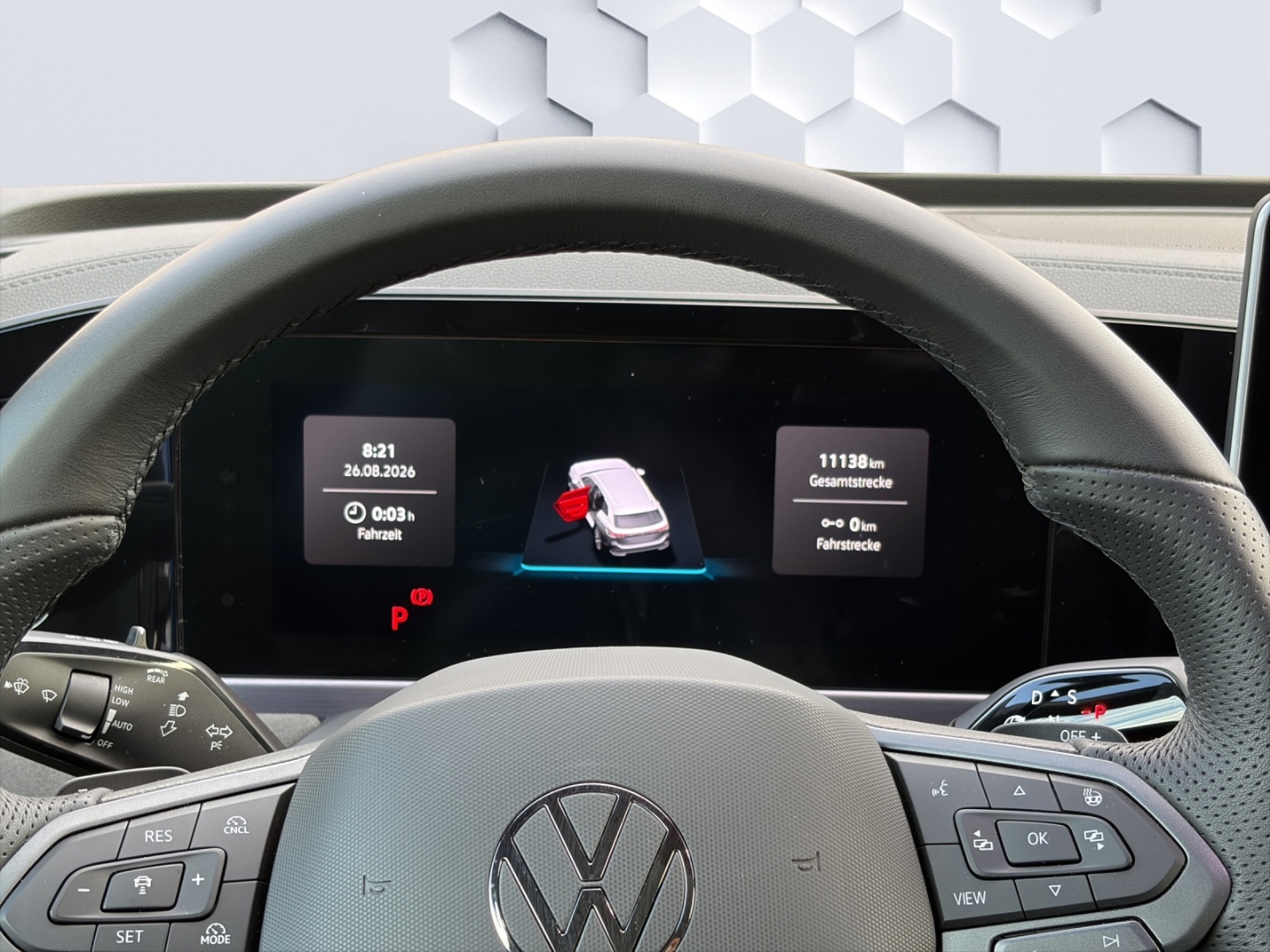 Passat Variant R-Line 1.5TSI eHybrid 130kW DSG AHZV MatrixLED PanoDach HuD ACC 360°Kam ParkAssistPro