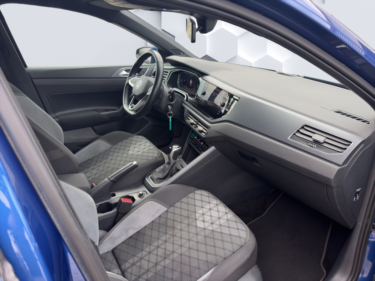Polo VI R-Line 1.0TSI 81kW DSG MatrixLED ACC ParkAssist Sitzheizung