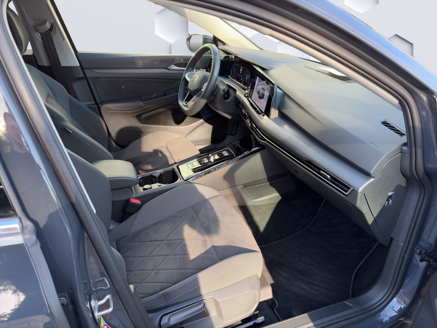 Golf Variant VIII Style 1.5eTSI 110kW DSG AHZV LED PanoDach ACC Rückfahrkamera