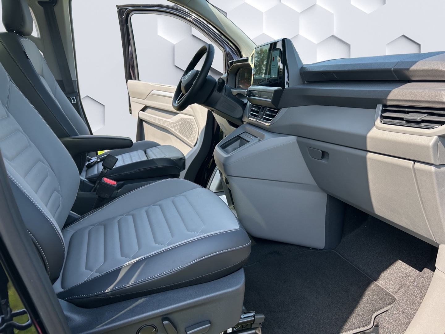 Caravelle Style 2,0l TDI 8-Gang-Automatik AHK Navi SHZ Soundsystem