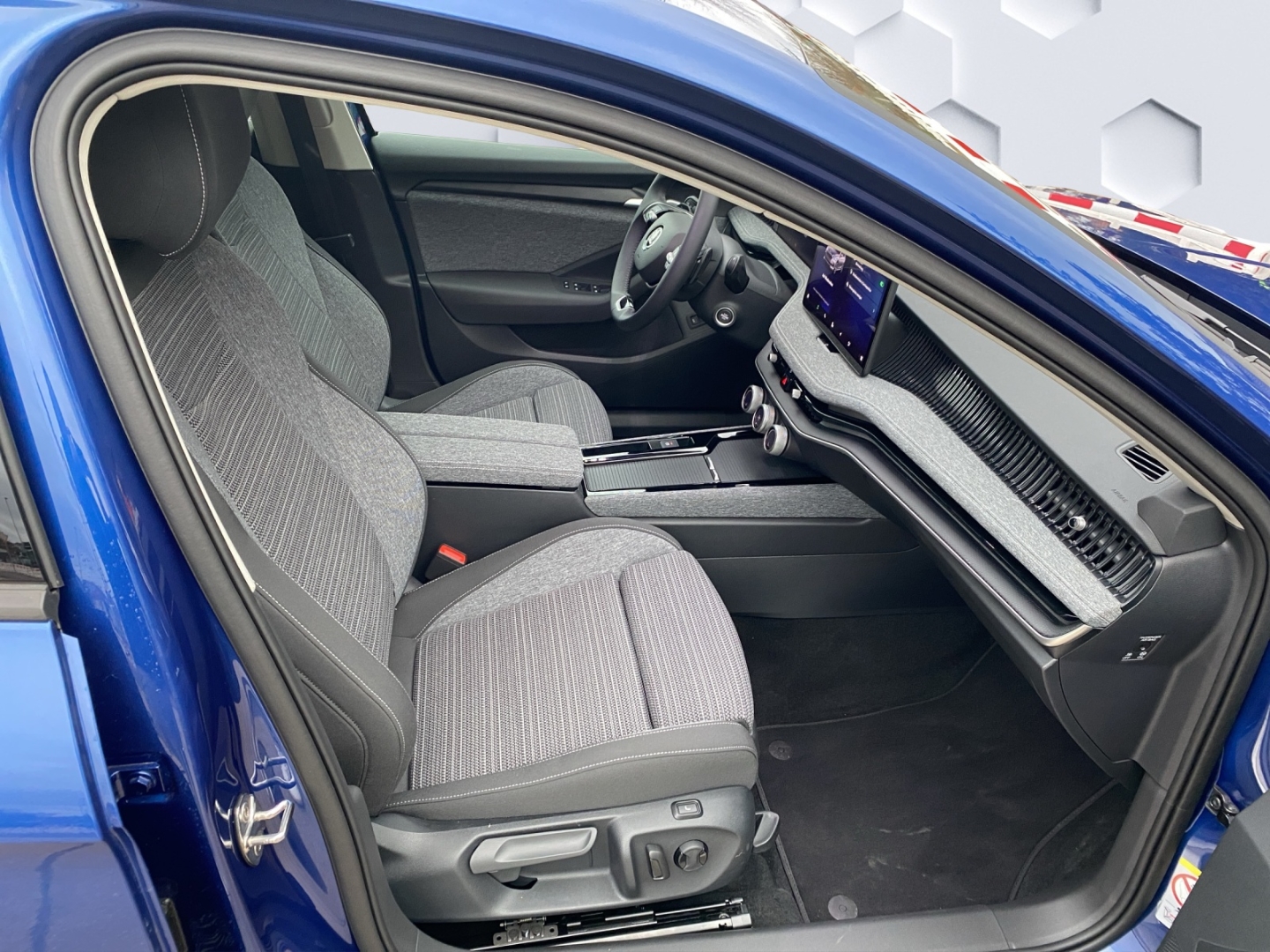 Superb Combi 2.0 TDI 142 kW 4x4 Selection 7 Gang DSG