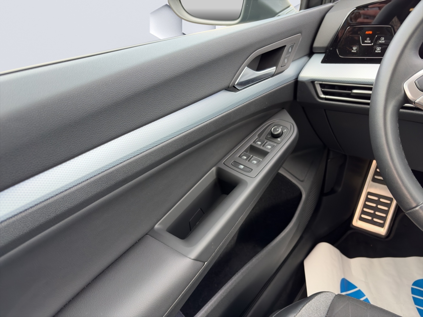 Golf Variant VIII 1.5TSI 85 kW GOAL LED GJR ACC Rückfahrkamera Sitzheizung App-Connect