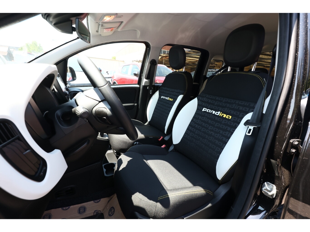 Panda Cross MildHybrid PDC CARPLAY ALUFELGEN 15ZOLL RADIO-SYSTEM