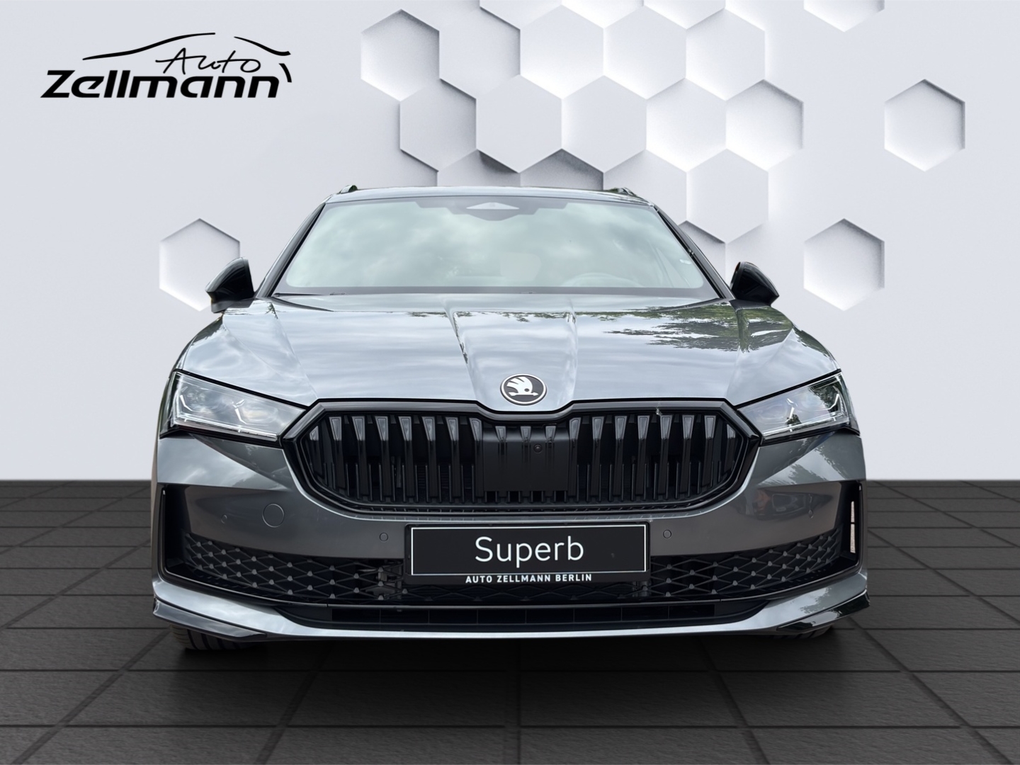 Superb Combi 2.0 TSI Pano Canton Sound Sportline AHK Familienpaket