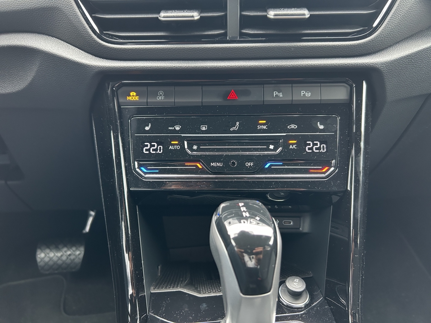 T-Roc Style 2.0l TDI DSG AhK Kamera IQ Drive W+S Reifen