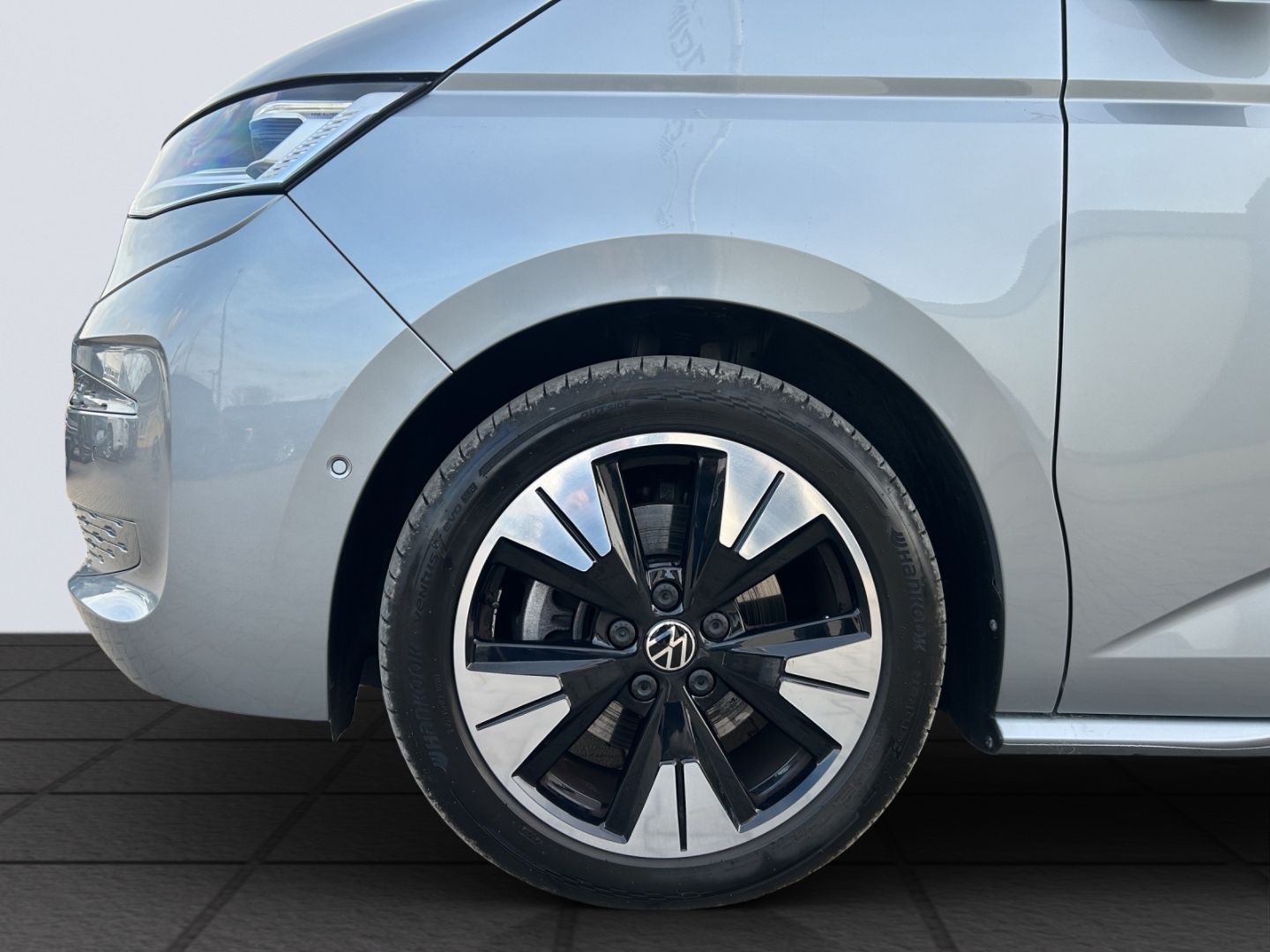T7 Multivan Lang 2.0 TDI DSG 7-Sitz AHK IQ.Light LED NAvi Standheizung