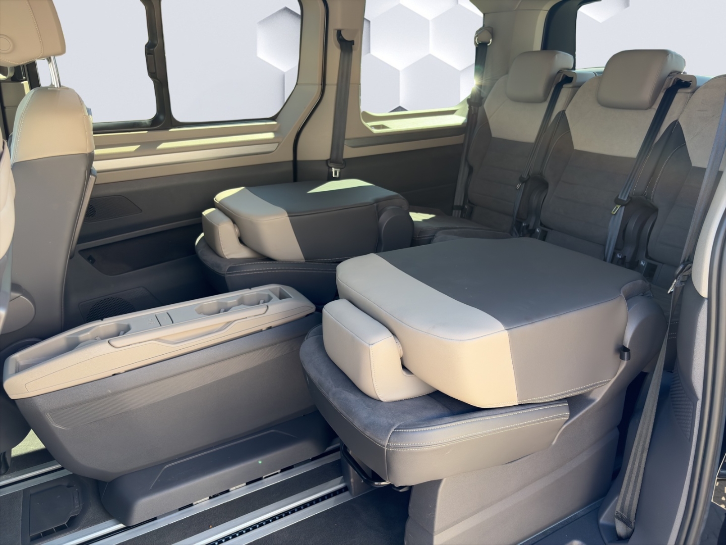 T7 Multivan 2.0 TDI 110kW DSG  Matrix LED AHK ACC ParkAssist 360°Kamera Standheizung Sitzheiz 7-Sitzer