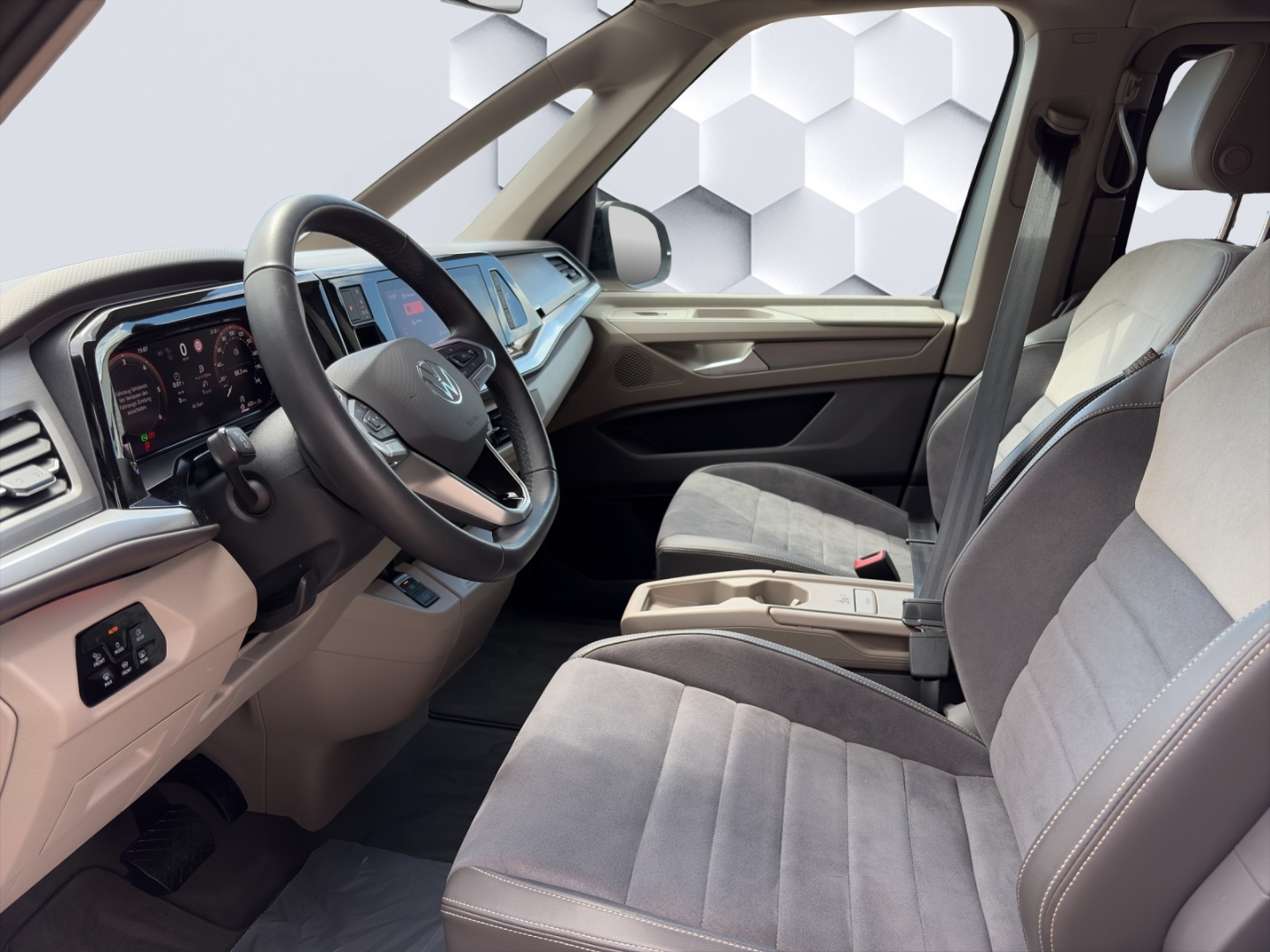 T7 Multivan Lang 2.0 TDI DSG AHZV IQ.Light LED NAvi Standheizung