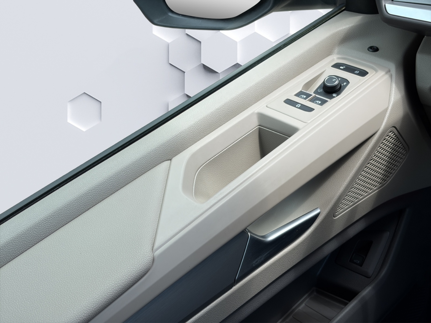T7 Multivan Lang 2.0 TDI DSG AHZV IQ.Light LED NAvi Standheizung