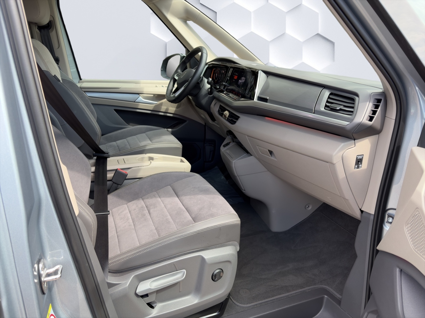T7 Multivan Lang 2.0 TDI DSG AHZV IQ.Light LED NAvi Standheizung