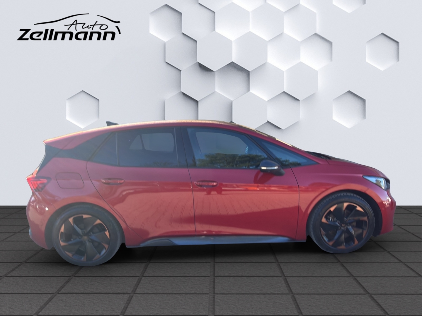 Born 150kW LED ACC 360°Kamera ParkLenkAssist Sitzheizung