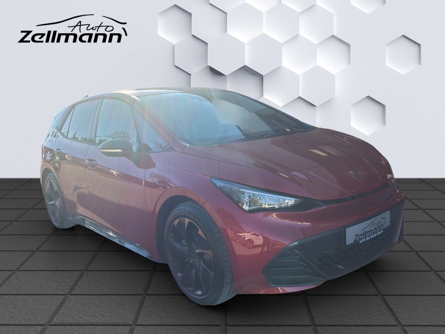 Born 150kW LED ACC 360°Kamera ParkLenkAssist Sitzheizung