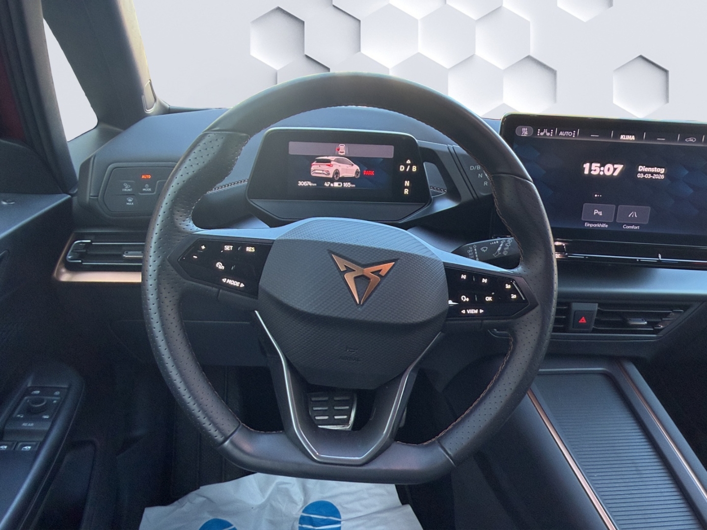 Born 150kW LED ACC 360°Kamera ParkLenkAssist Sitzheizung