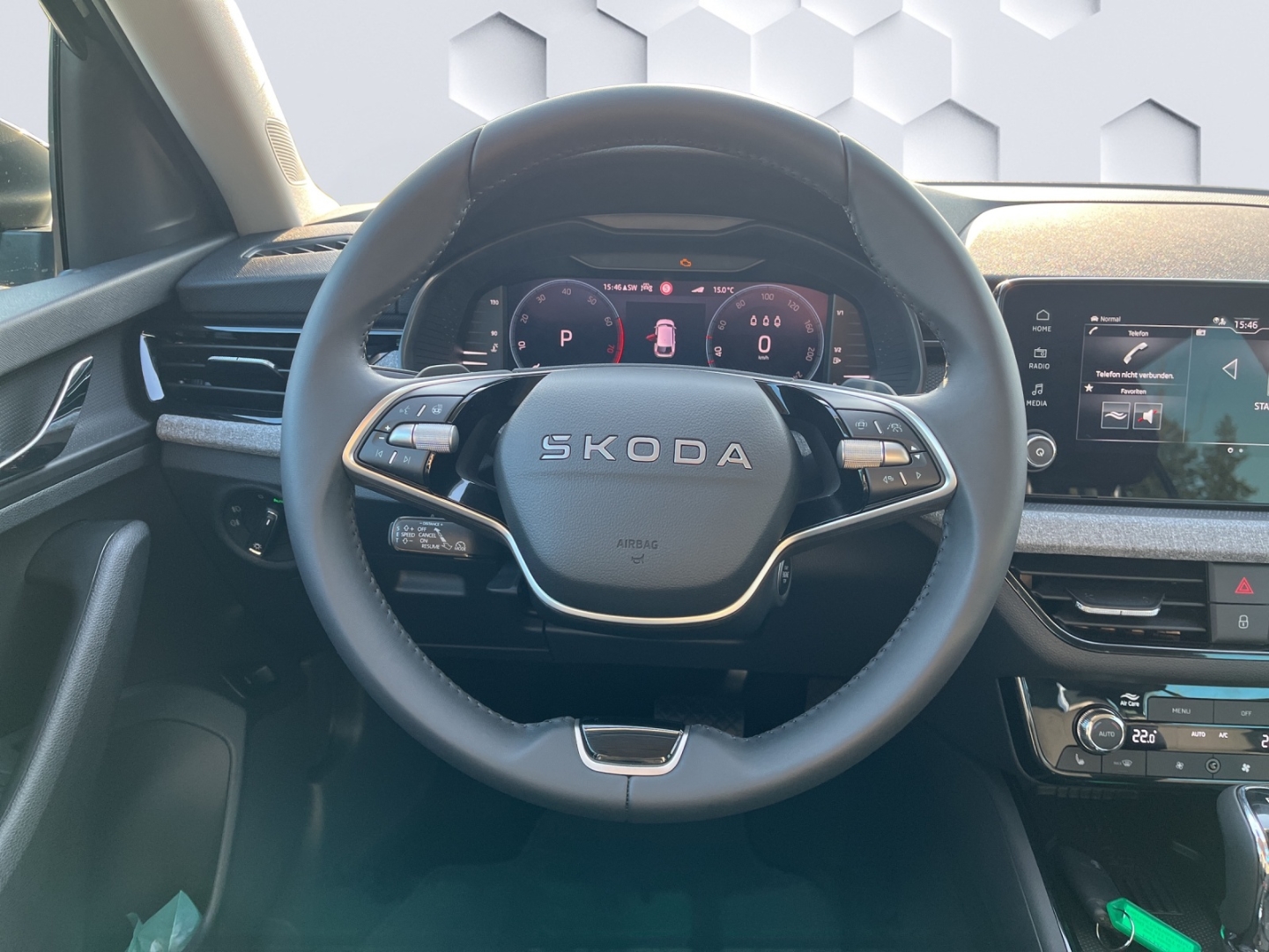 Scala Tour Digitales Cockpit LED Sperrdiff. ACC Apple CarPlay Android Auto Musikstreaming